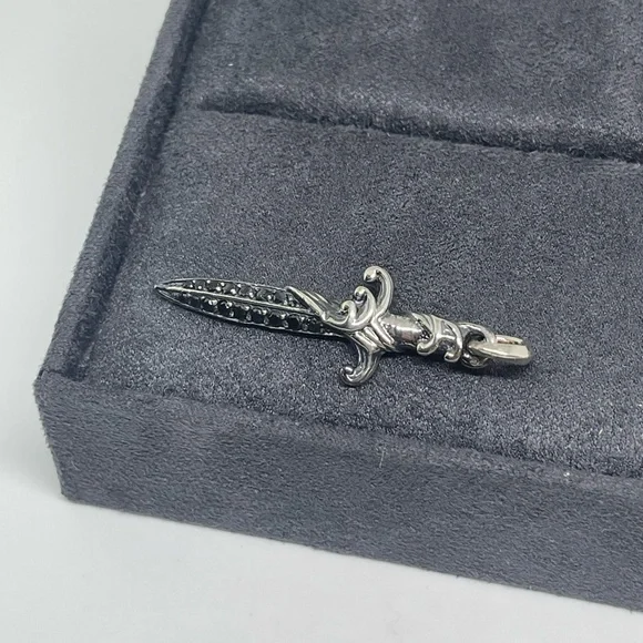 David Yurman Men's Waves Dagger Amulet - Picture 3 of 7